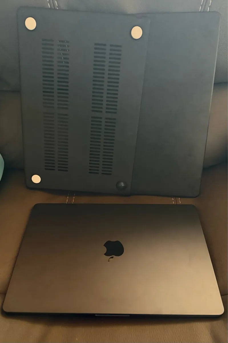 MacBook Air 15 Inch 2023 8GB 256GB - Image 2