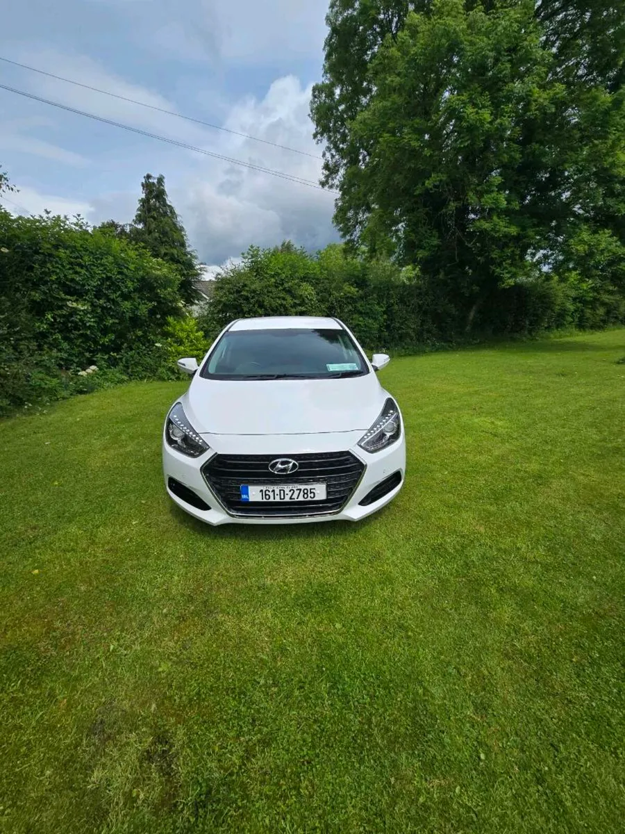 Hyundai i40 Salon Executive Auto. - Image 1