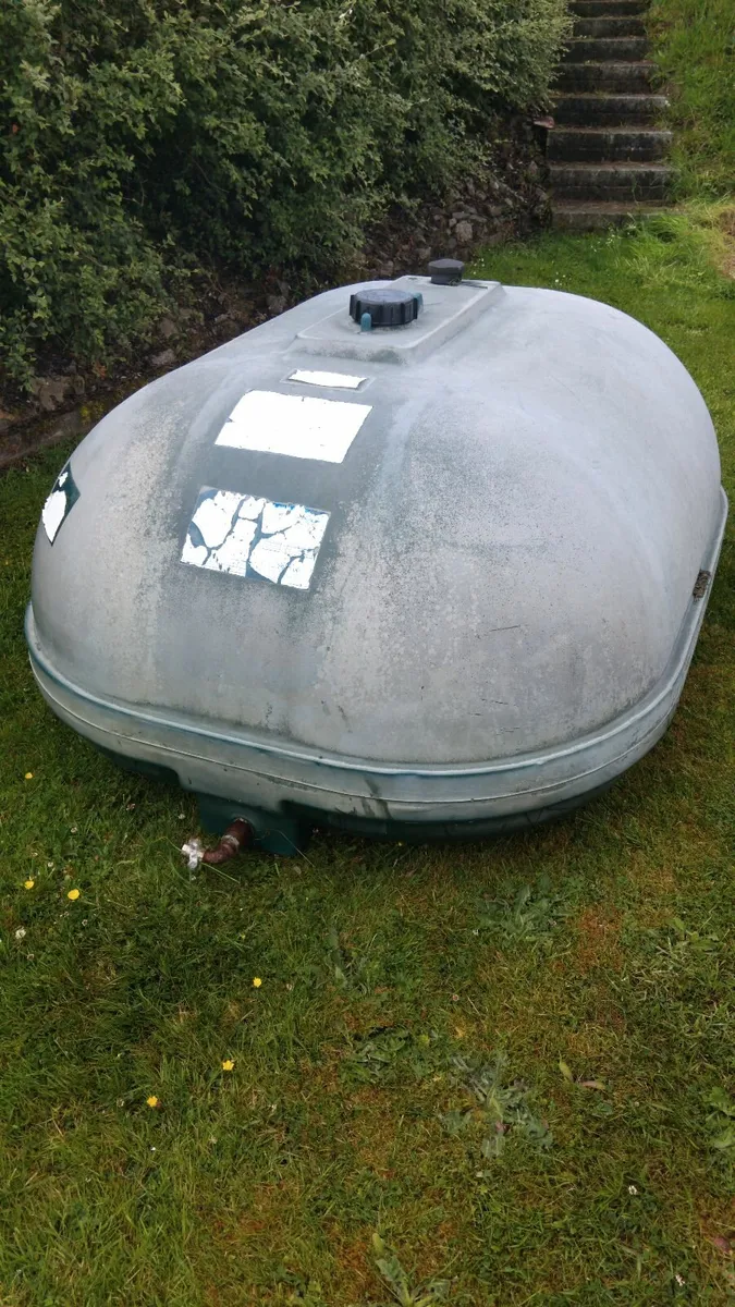 Oil tank - Image 2