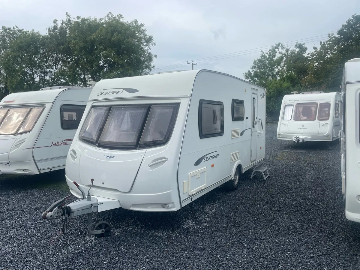 4 birth caravan rare layout - Image 1