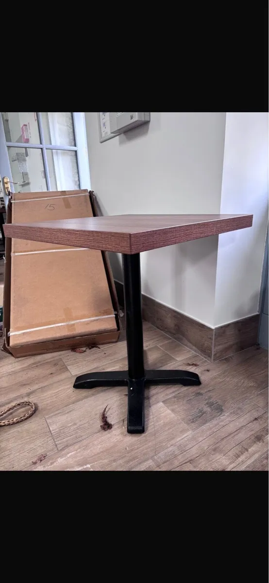 Cafe tables - Image 1