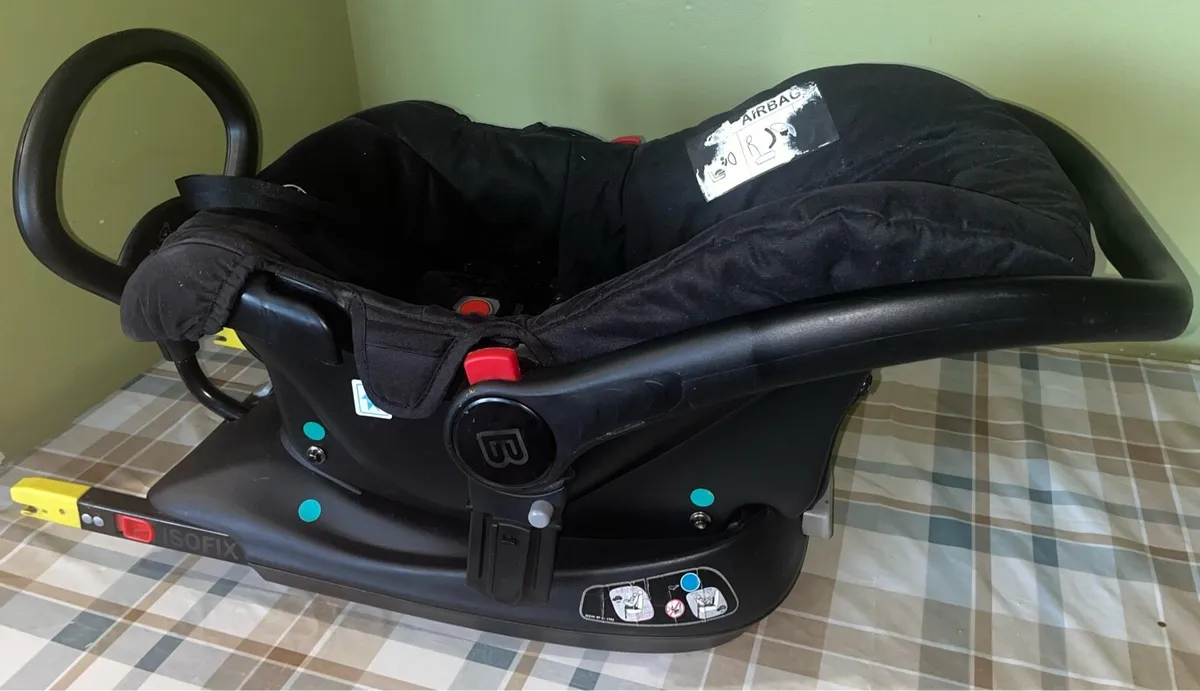 3 in 1 Pram - Image 4