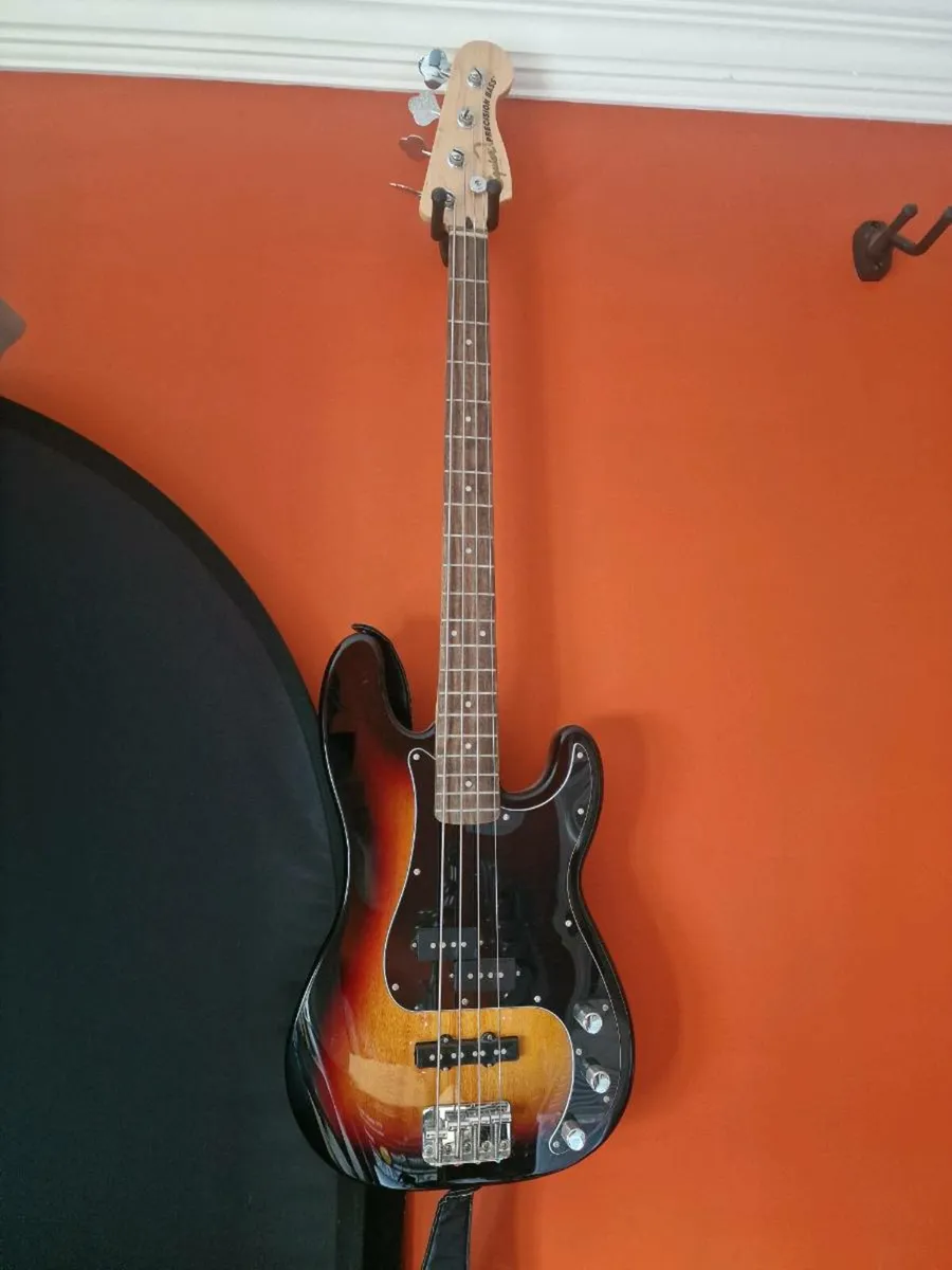 Squire precision bass by fender - Image 1