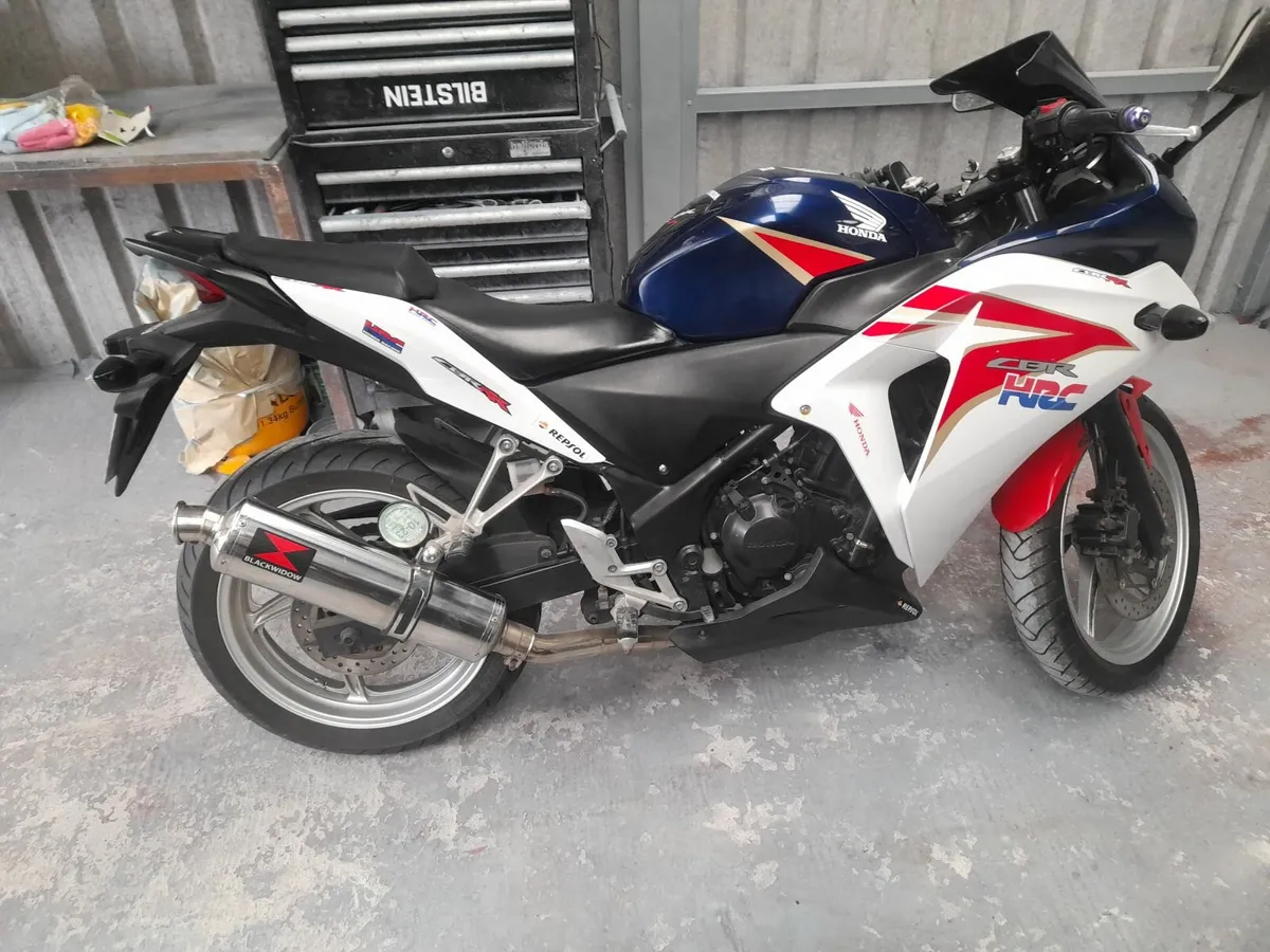 Honda cbr 250 ///Suzuki gsxr. - Image 2