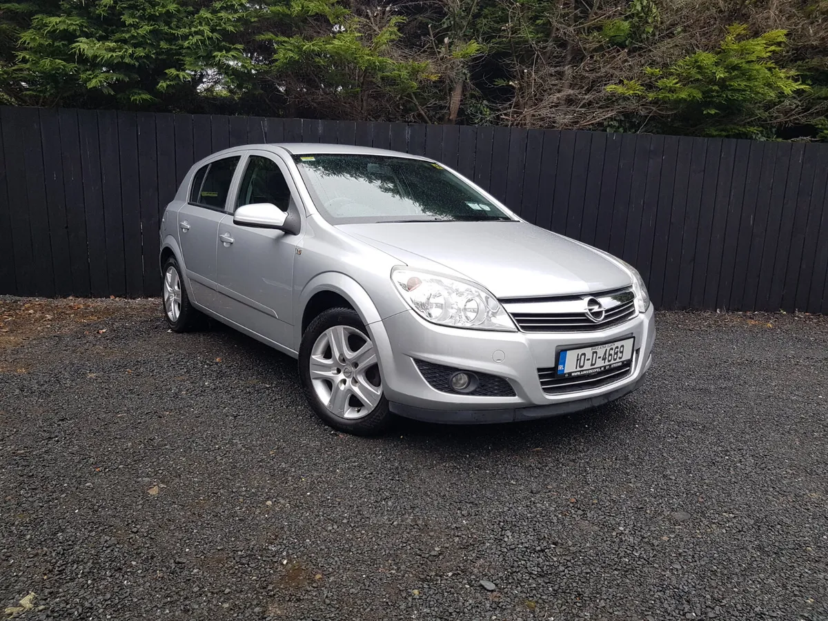 ASTRA..1 OWNER.. NCT & TAX FOR 1 YEAR - Image 2
