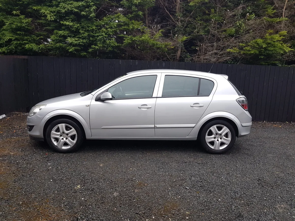 ASTRA..1 OWNER.. NCT & TAX FOR 1 YEAR - Image 4