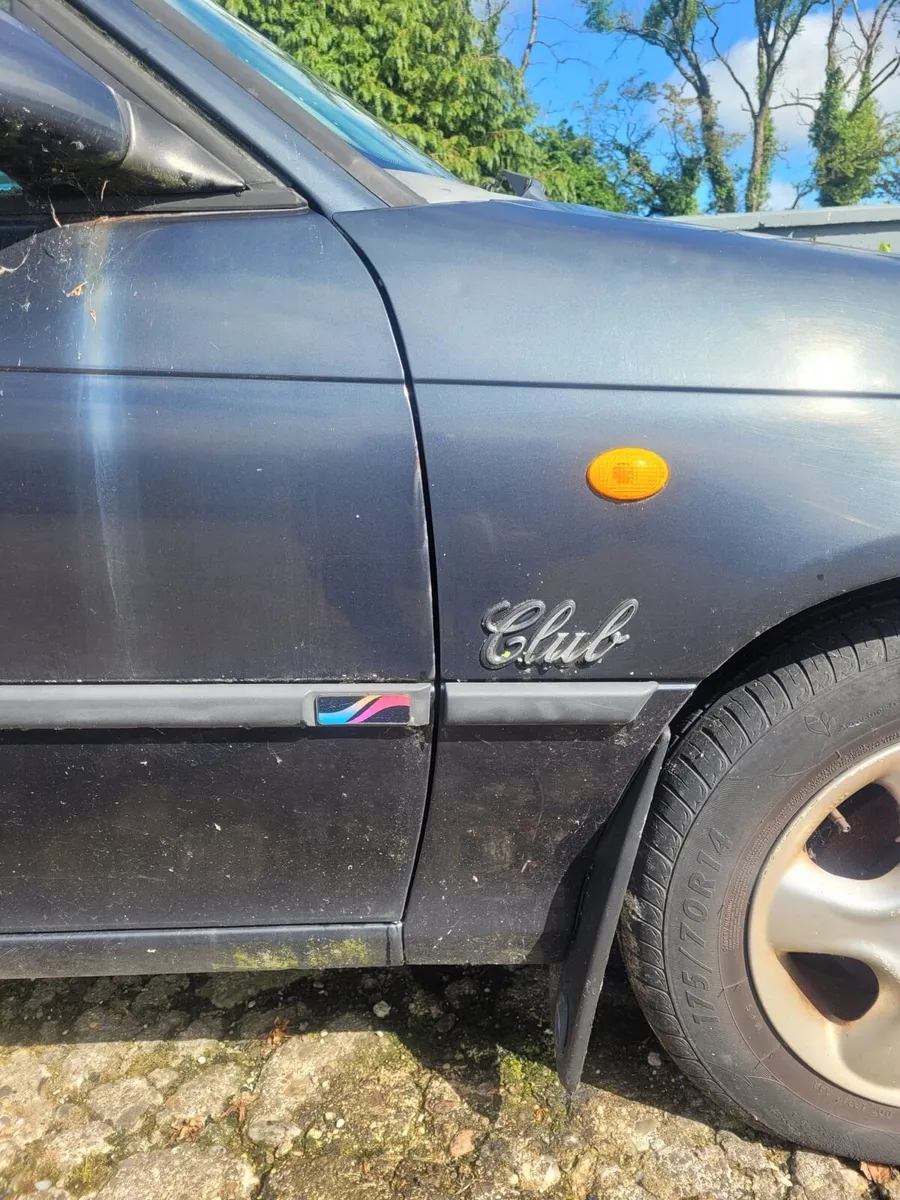 Vintage Opel Astra - Image 4