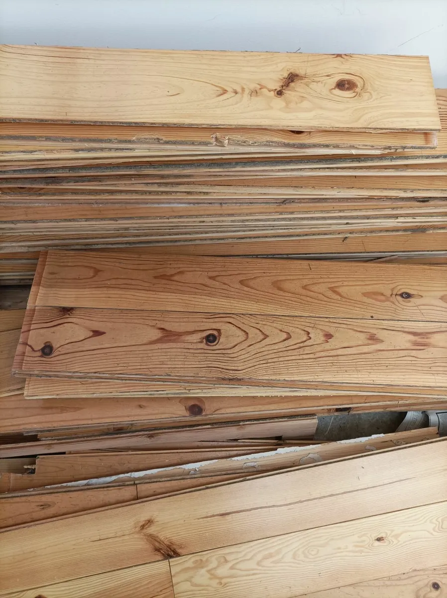 Wood flooring - Image 1