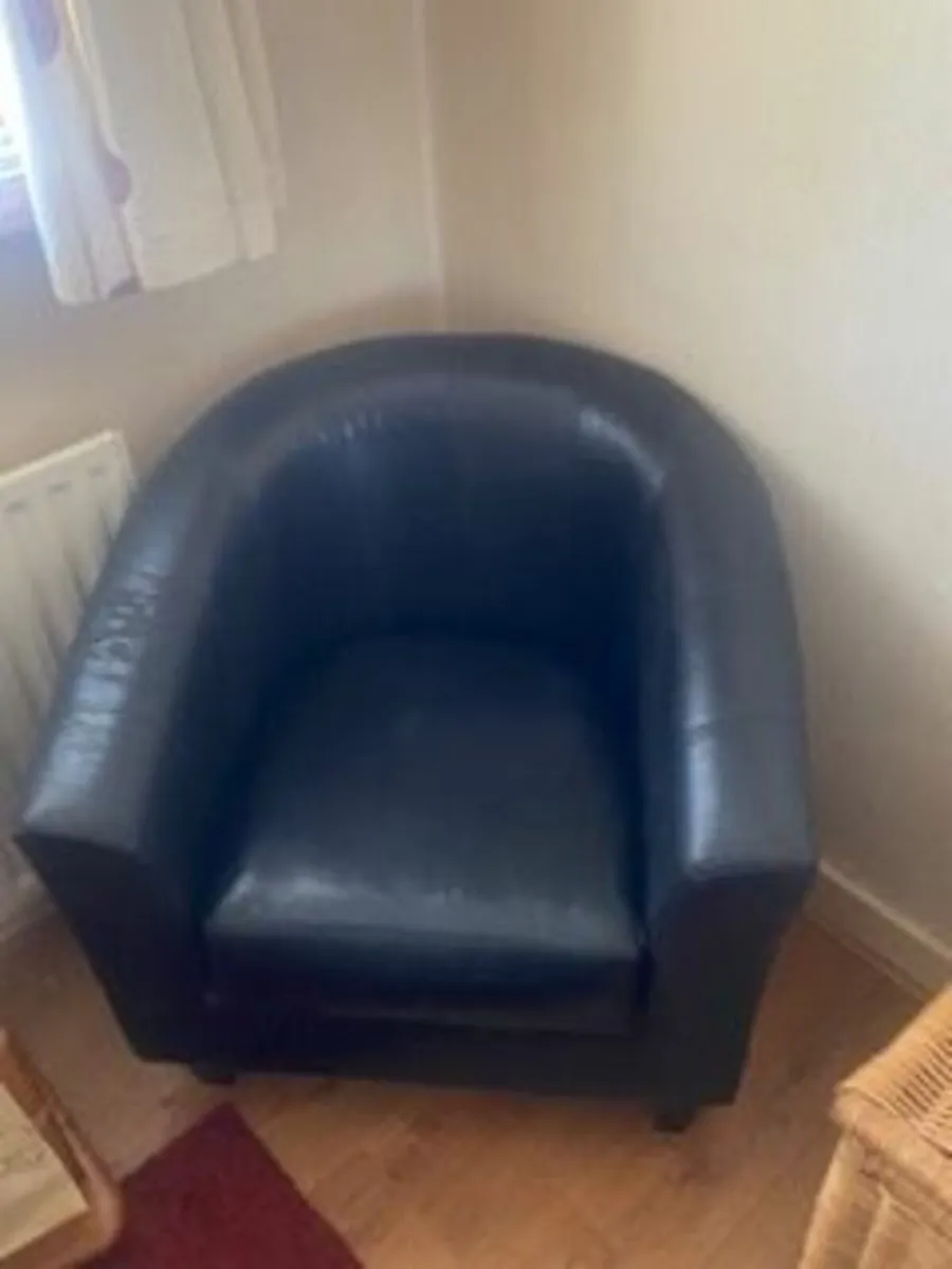 2 Tub chairs - Image 2
