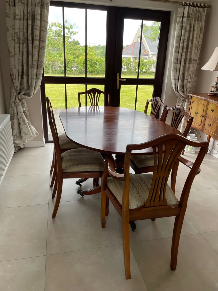 Dining room furniture - Image 2