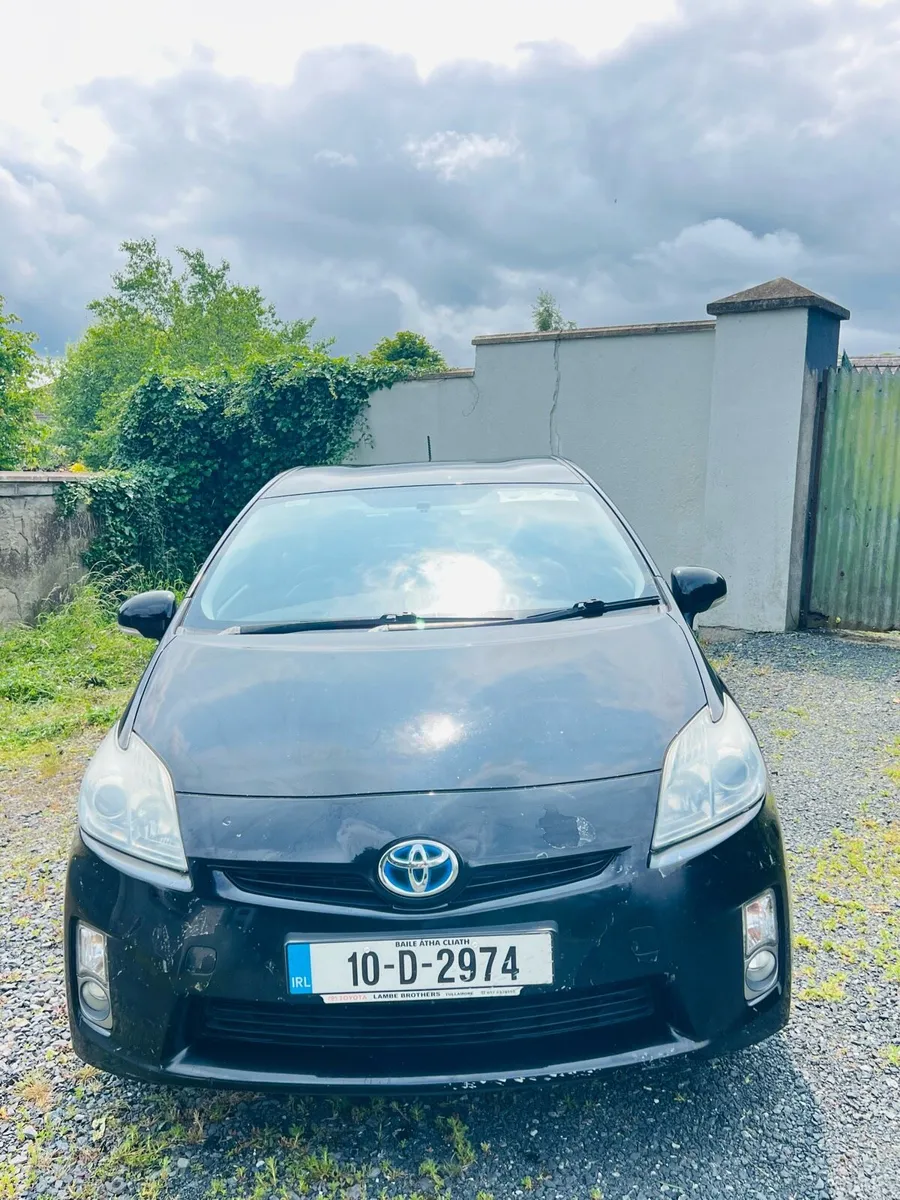 Toyota Prius 2010 Hyrbid Automatic - Image 1