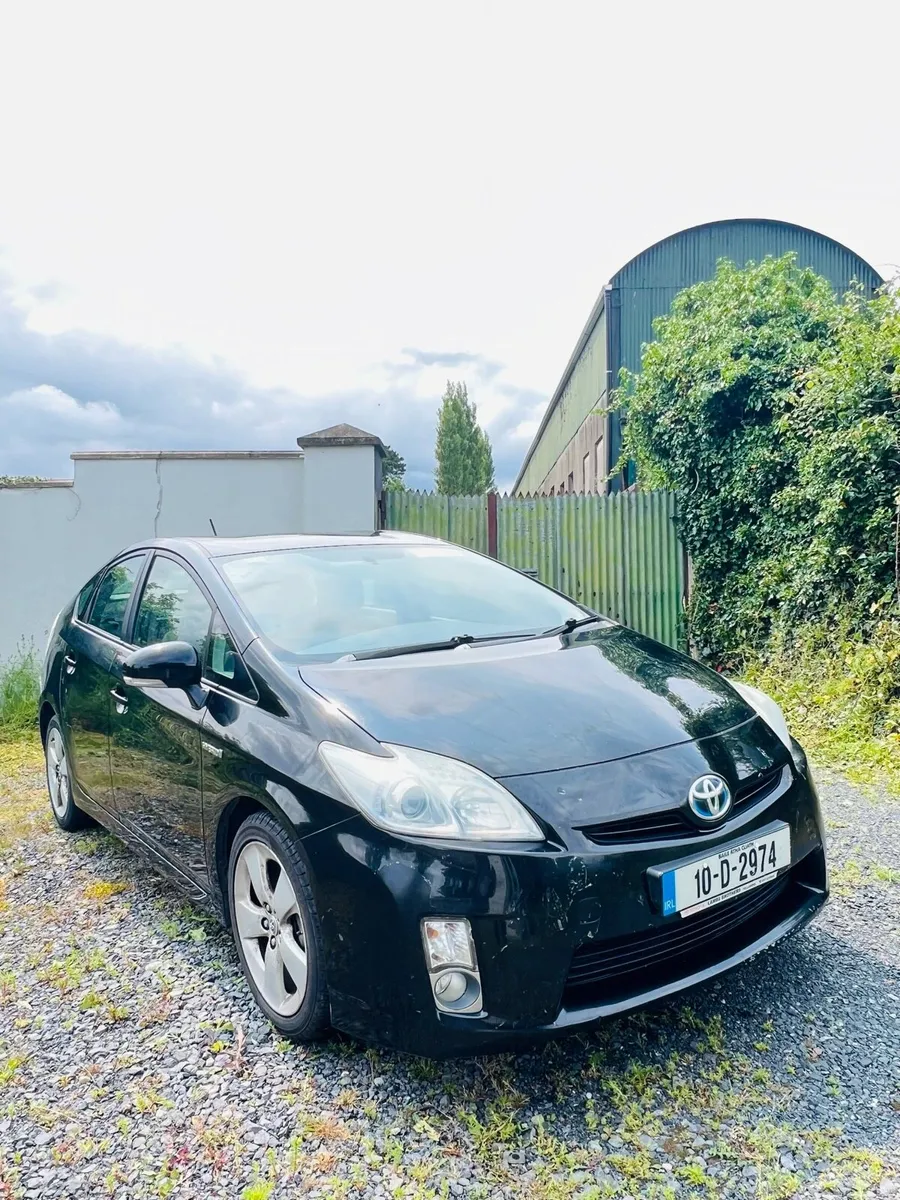 Toyota Prius 2010 Hyrbid Automatic - Image 3