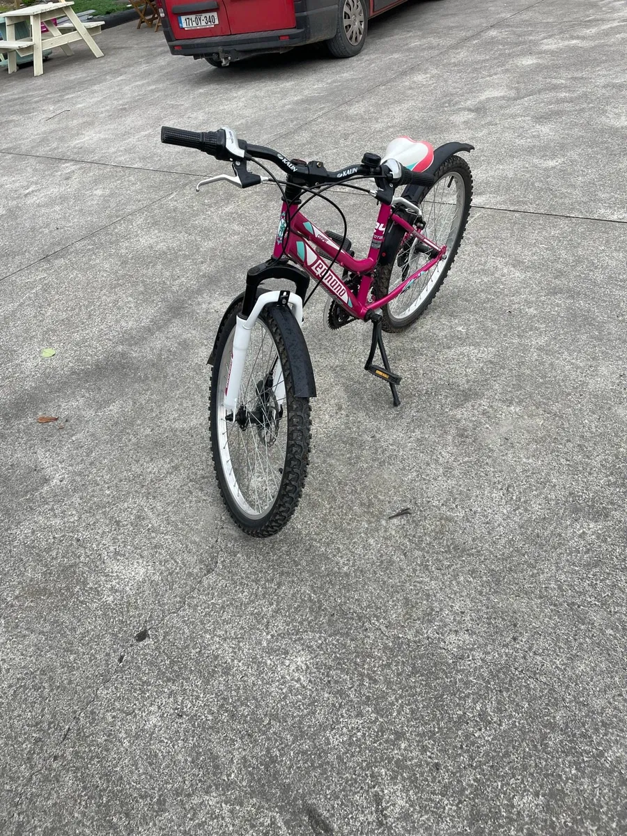 Girls bike - Image 1