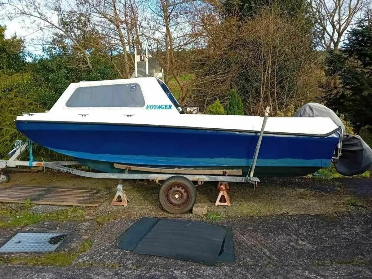 Fast boat - Image 3
