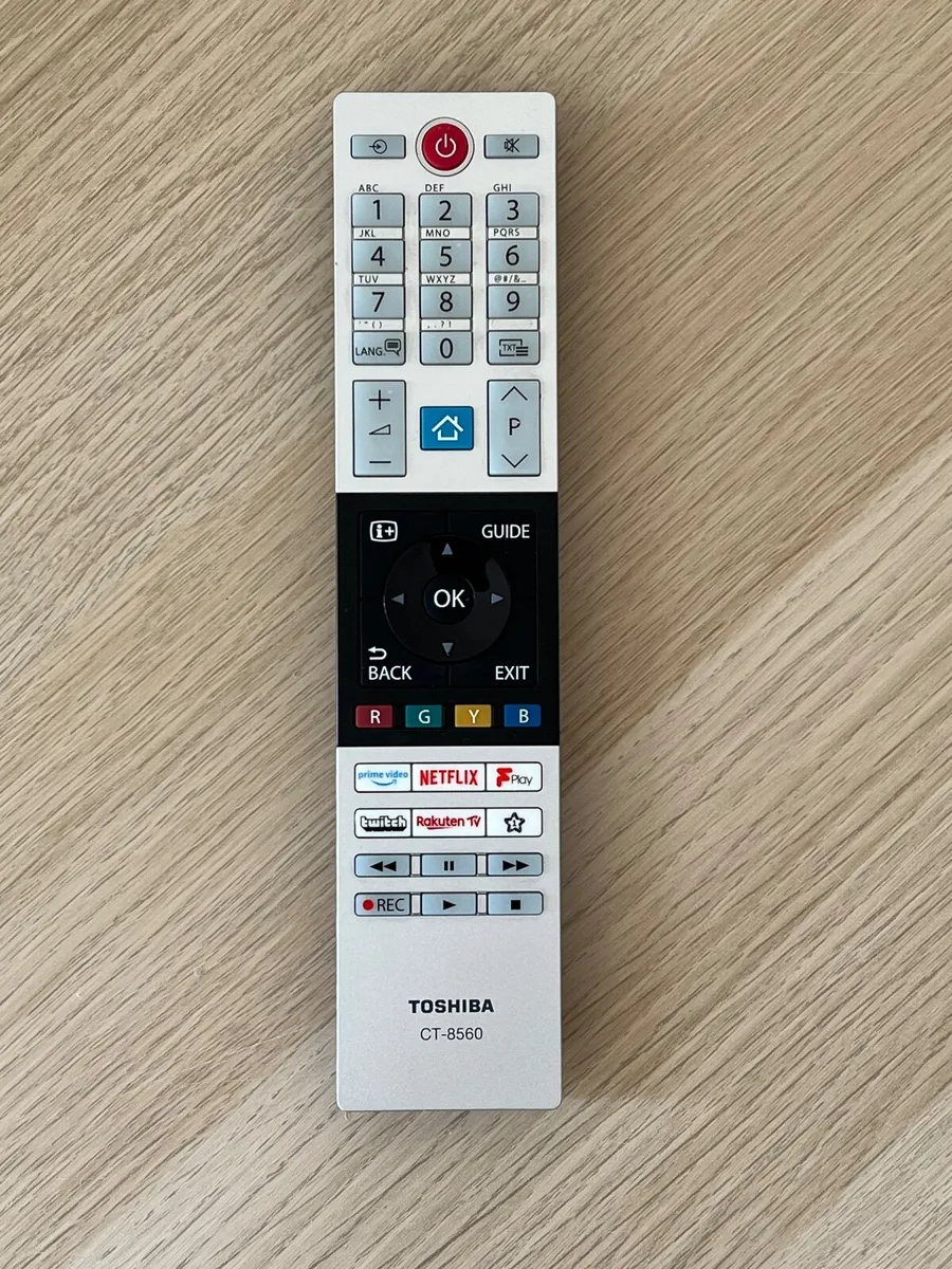 TOSHIBA 32" Smart TV - Image 4