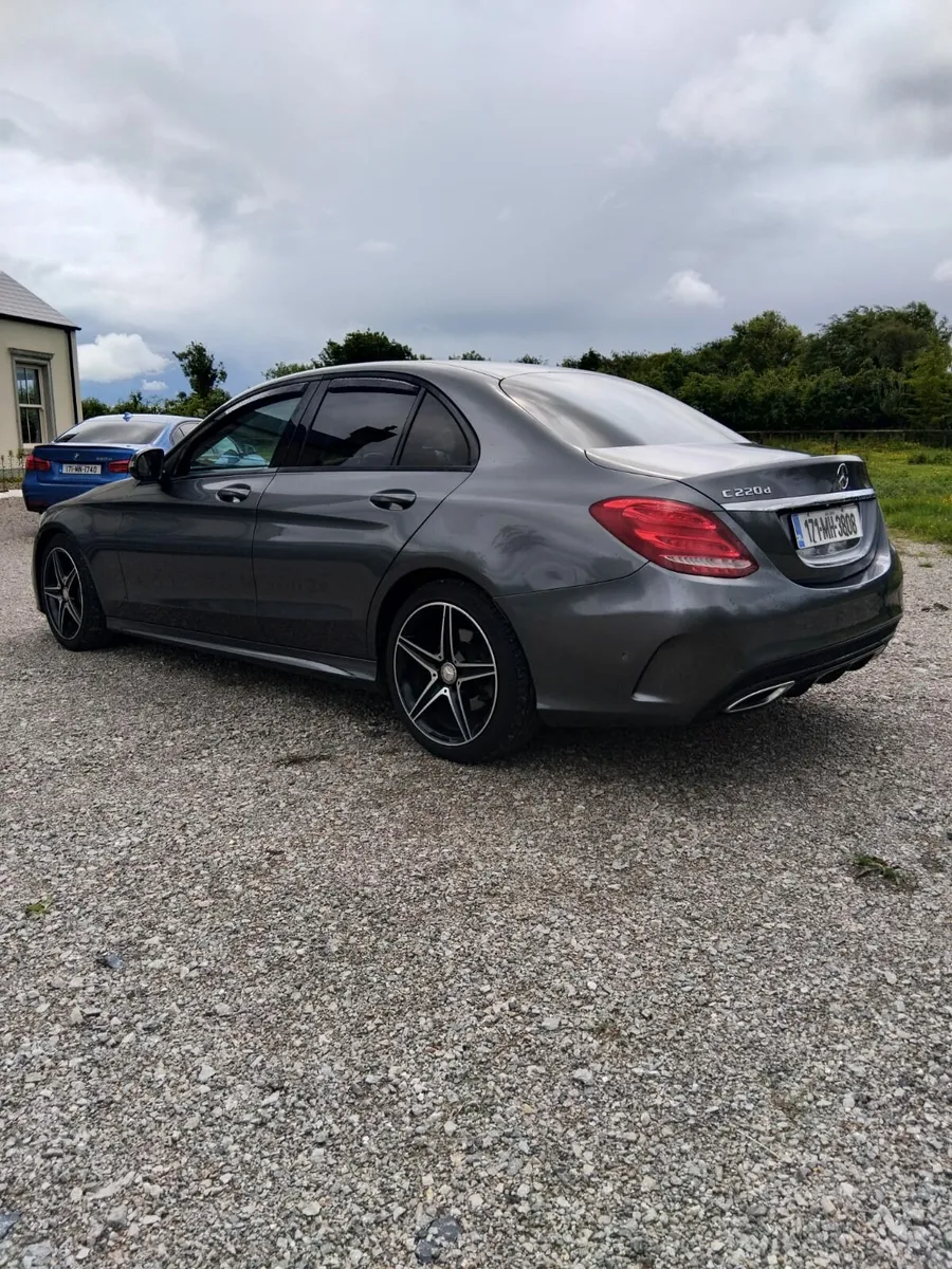 Mercedes - Benz C220 D AMG Line - Image 3