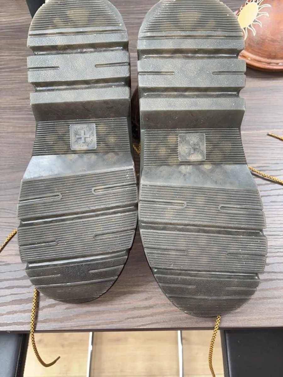 Dr Martens - Image 4