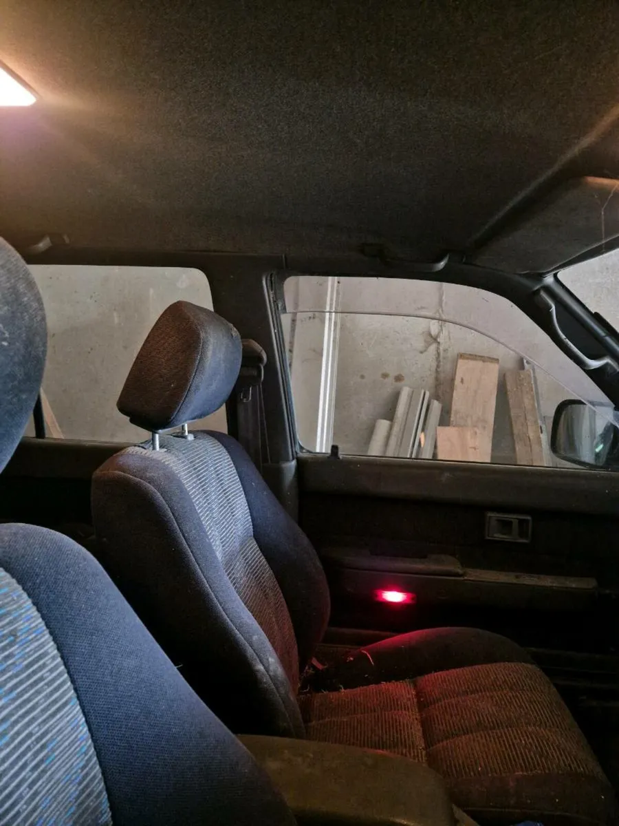 Hilux surf - Image 4