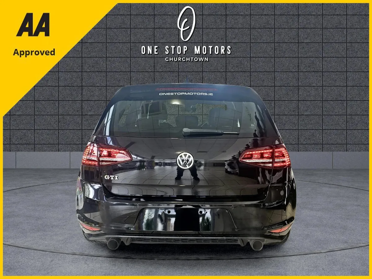 2017 VW Golf 2.0 GTI DSG/AUTO LEATHER/70,000KMS - Image 4