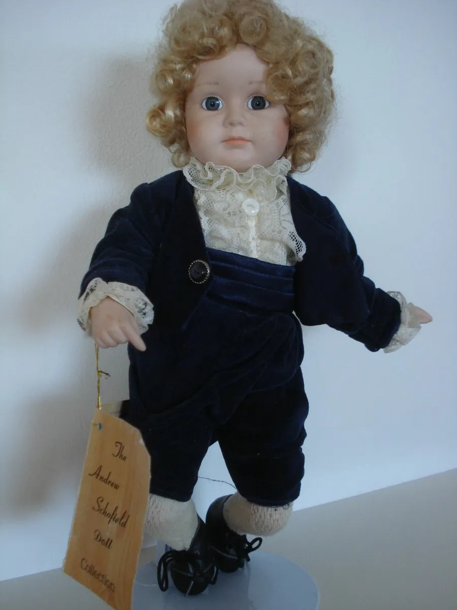 PORCELINE DOLLS WITH HAND PAINTED FACES.  2. - Image 2
