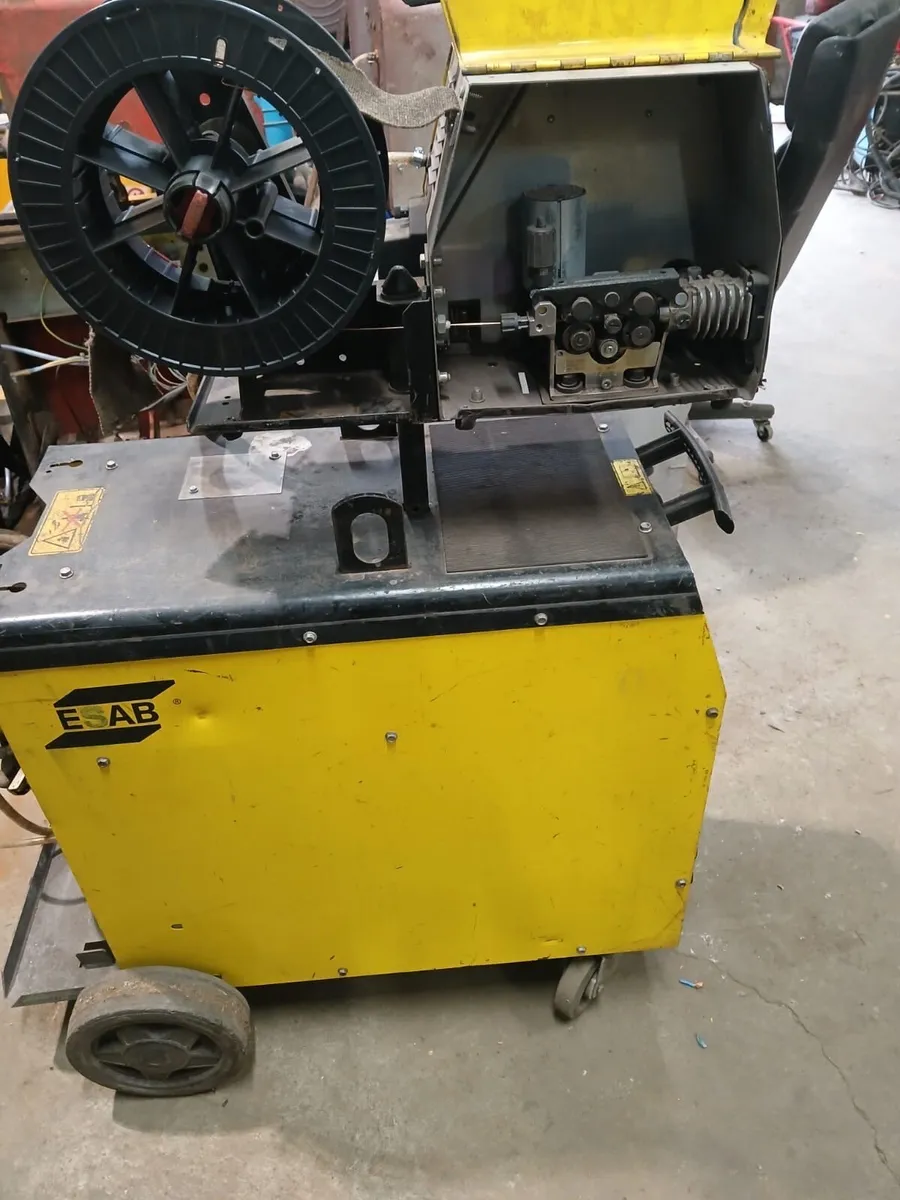Esab 400 amp single phase mig welder - Image 1