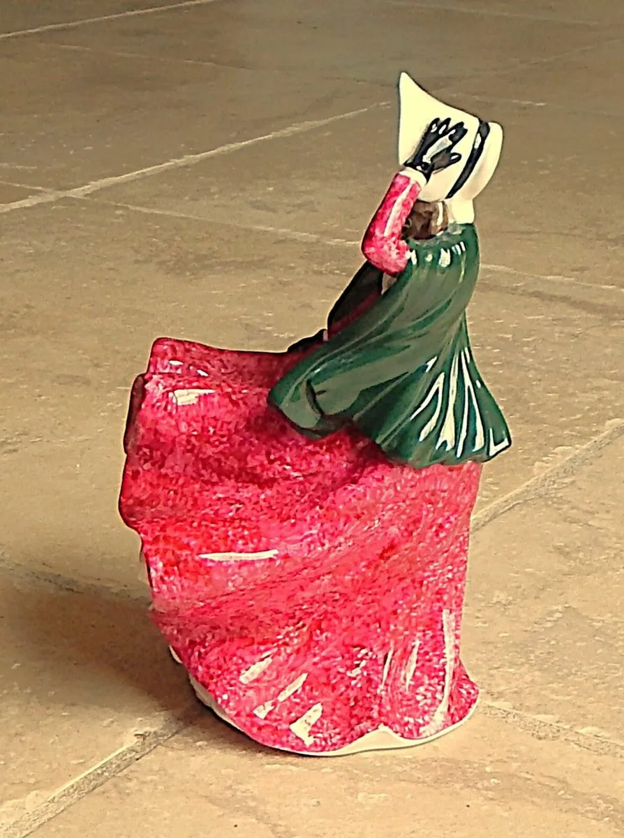 Coalport Ladies of Fashion Hand Painted Figurine - Image 2