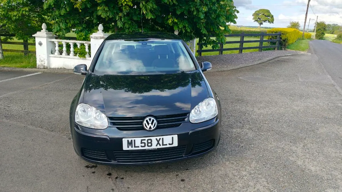 Volkswagen Golf Match Edition - Image 2