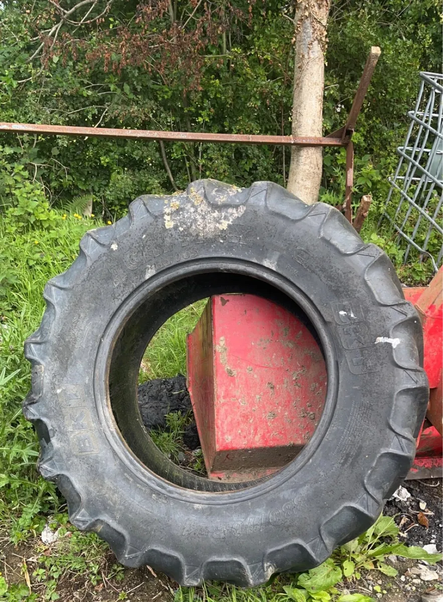 Tyre - Image 3