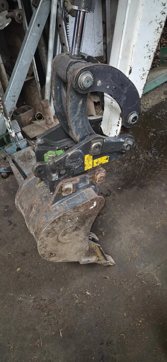 Bobcat e10z  2022 - Image 3