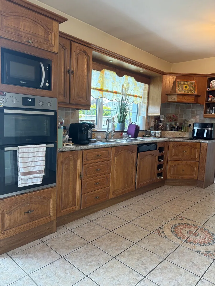 kitchen - Image 1