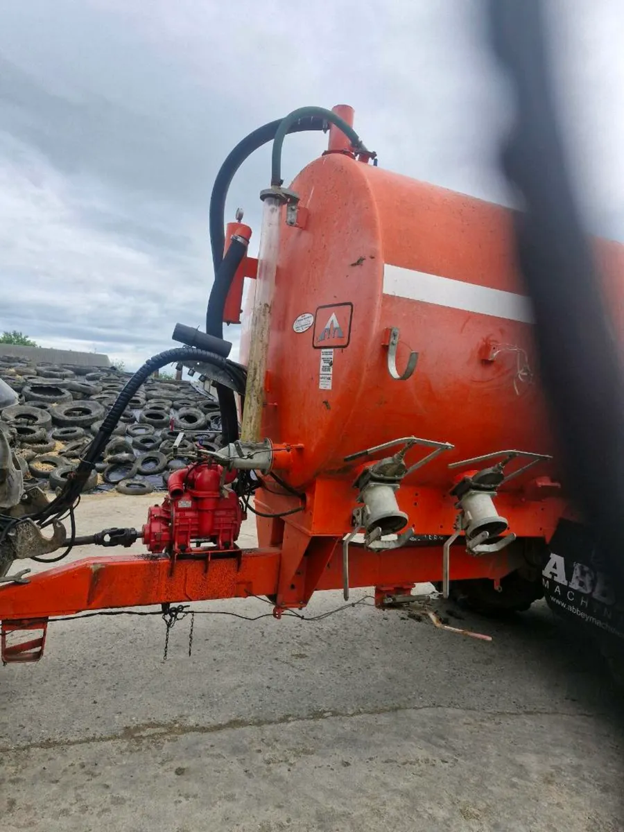 Slurry tanker - Image 3