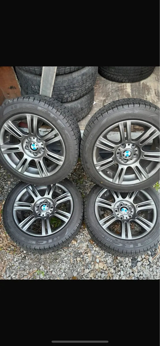 BMW alloy and tyre 255/50R17 - Image 1