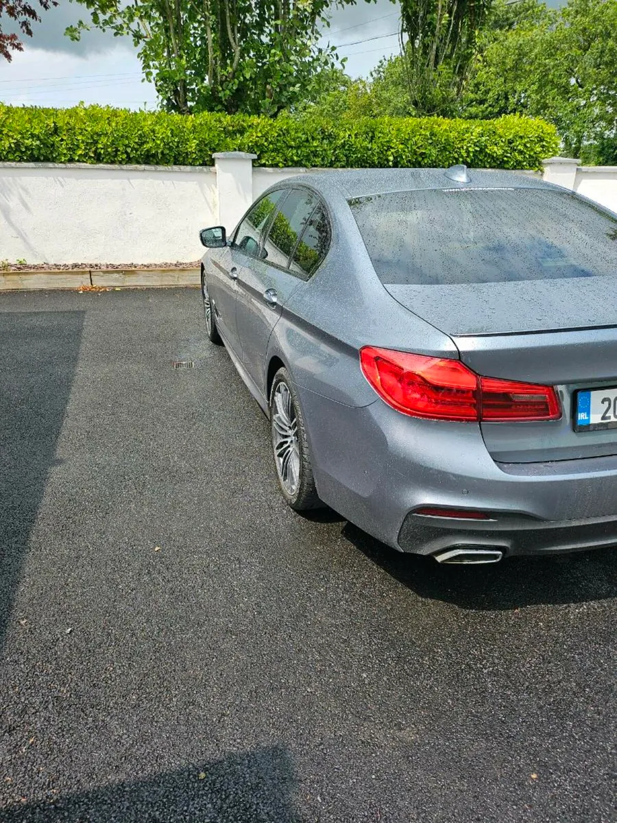 BMW 5 Series 520d M Sport Saloon - Image 2