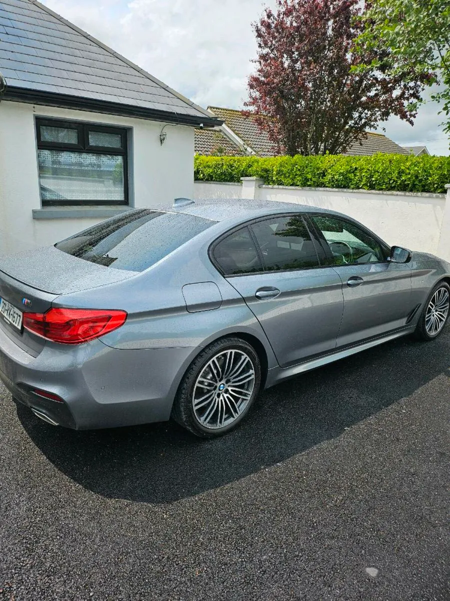 BMW 5 Series 520d M Sport Saloon - Image 3