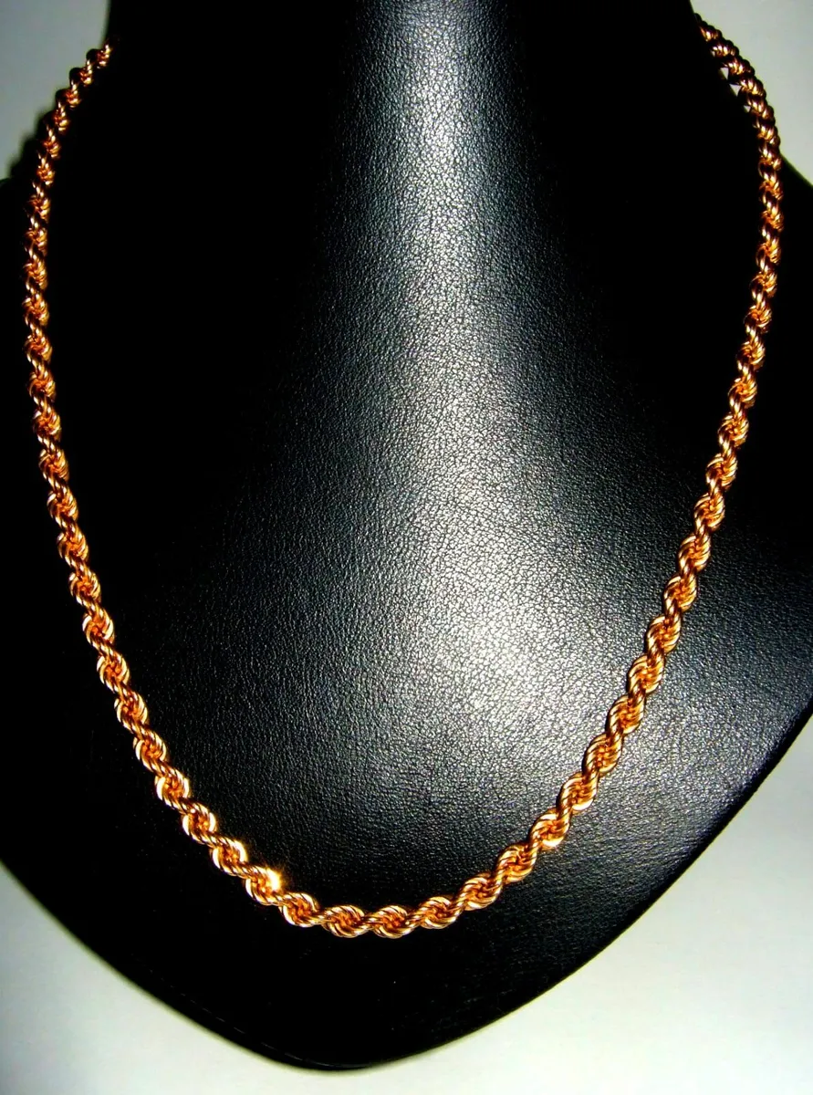 Vintage Hallmarked 9ct Gold Rope Chain - Image 2