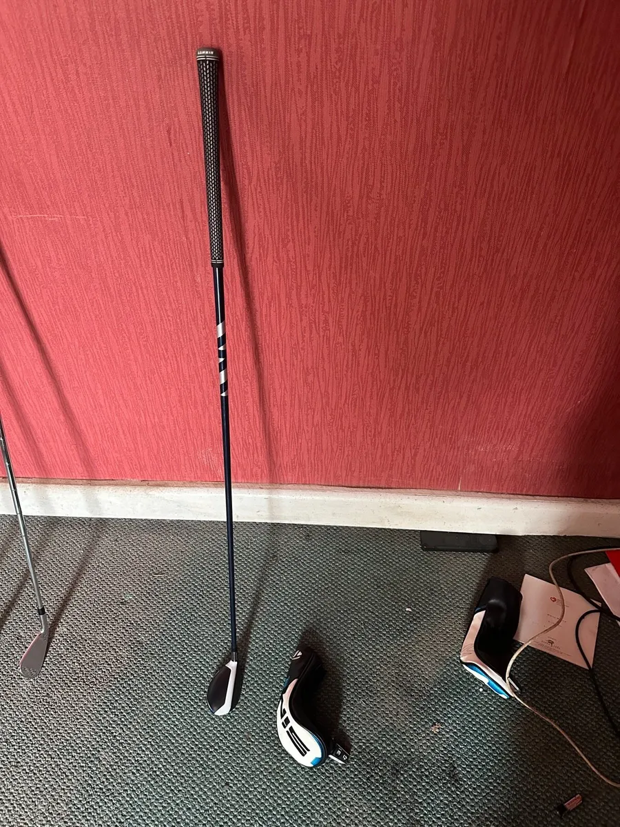 Taylormade Sim2 Max 3 hybrid - Image 1