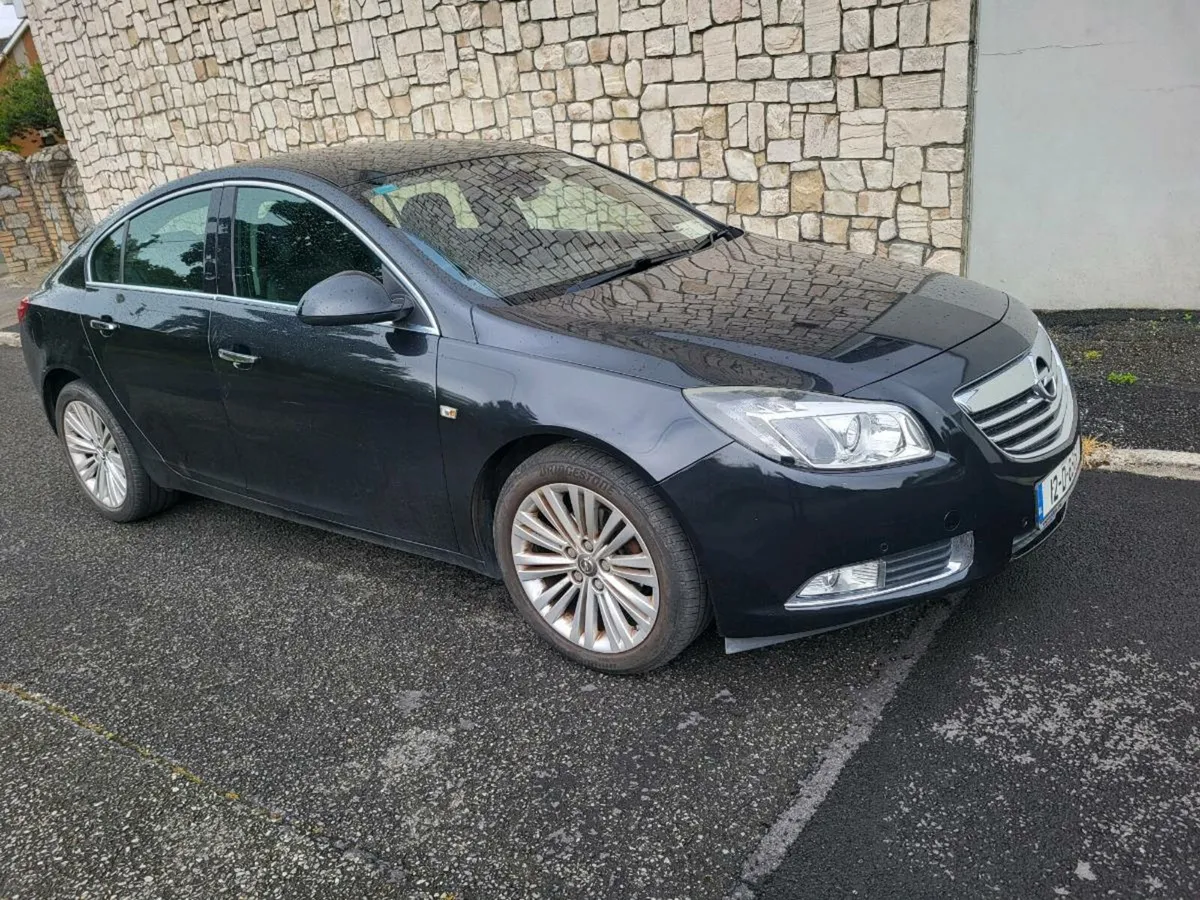 Opel insignia  2012 nctd taxed  2/26  petrol  1.4l - Image 1