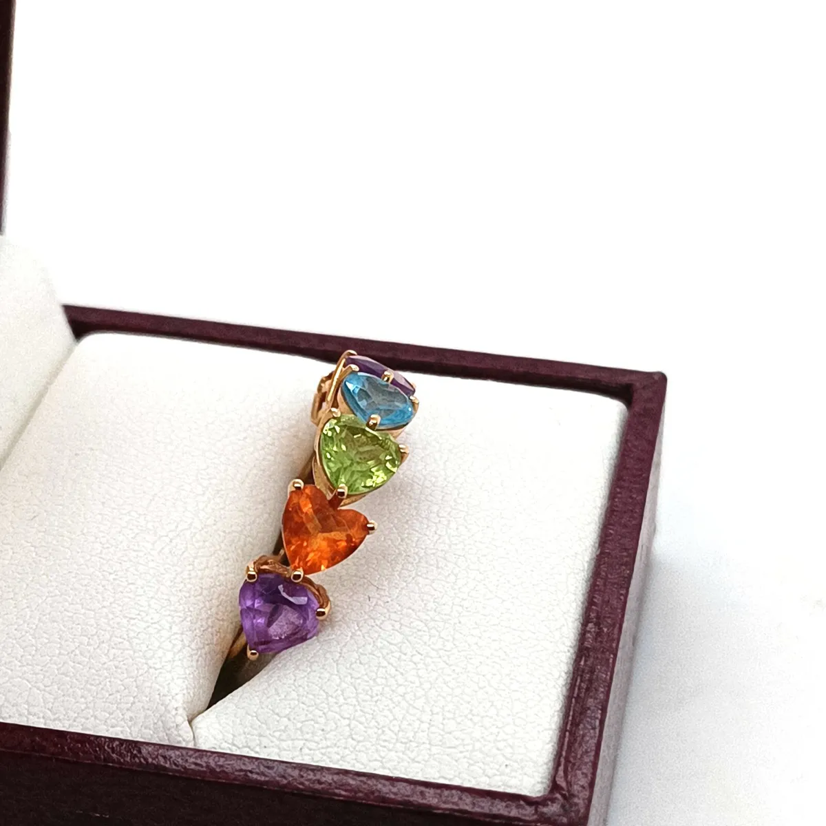 Multi Gem 6 Hearts , 18k Gold Ring - Image 3