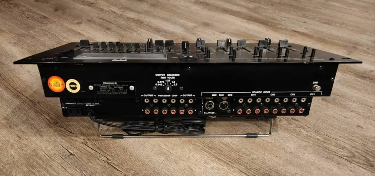 Numark DM1900 ppd preamp mixer - Image 4