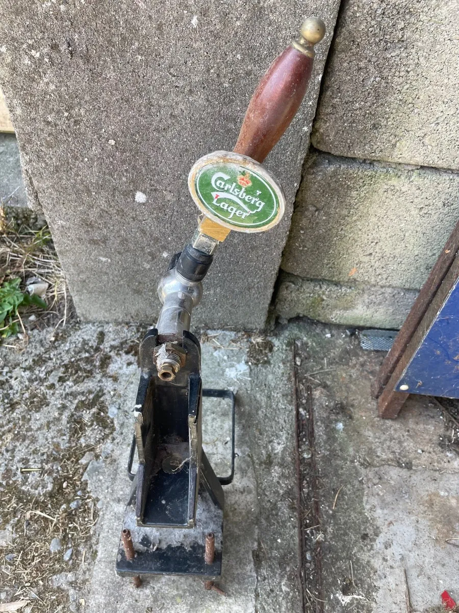 Vintage Carlsberg Beer Tap - Original Pub Display - Image 2