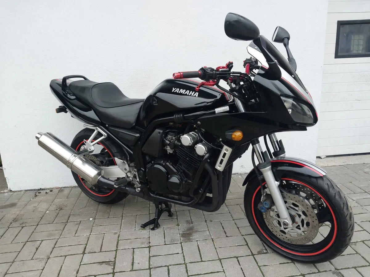 YAMAHA FAZER 600 2002 FOXEYE MODEL - Image 1