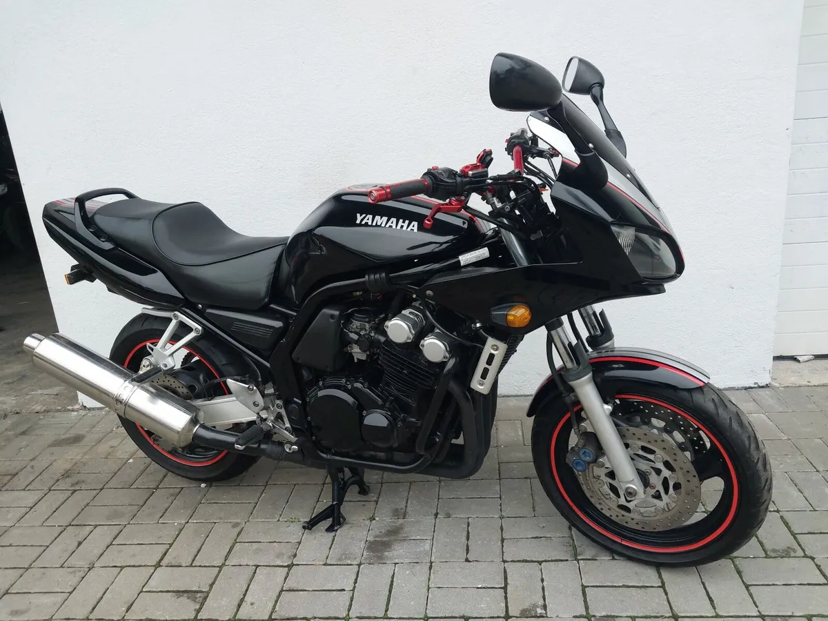 YAMAHA FAZER 600 2002 FOXEYE MODEL - Image 2