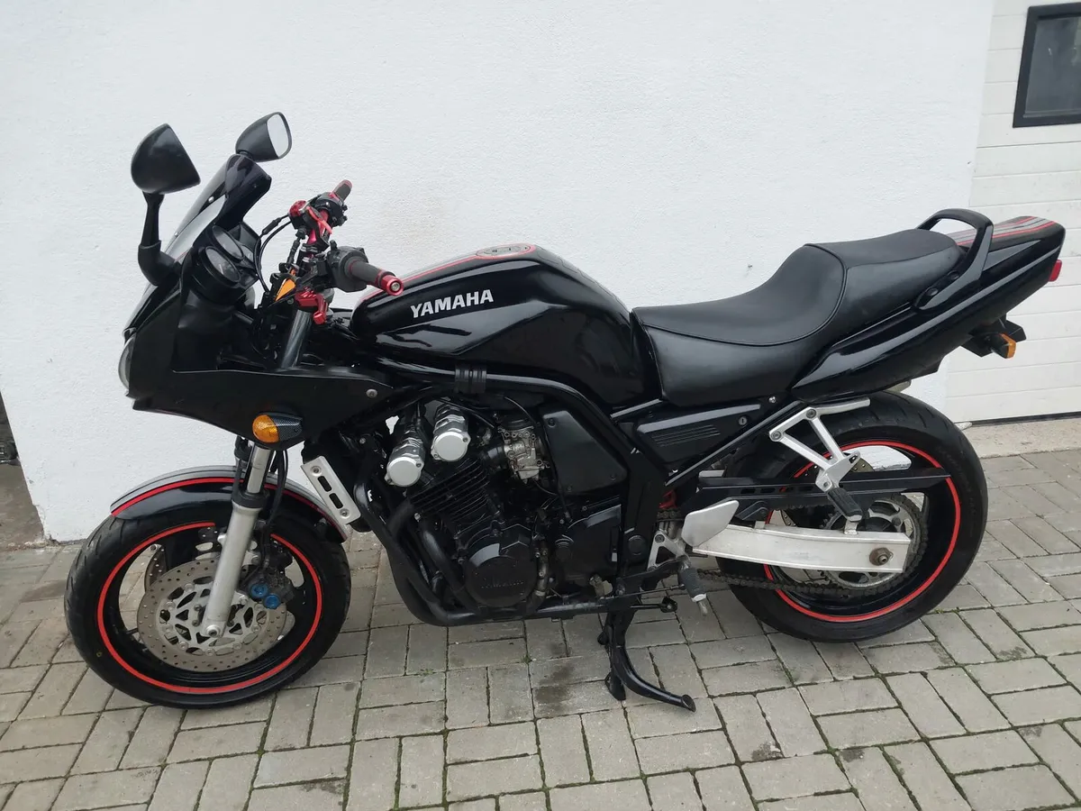 YAMAHA FAZER 600 2002 FOXEYE MODEL - Image 3