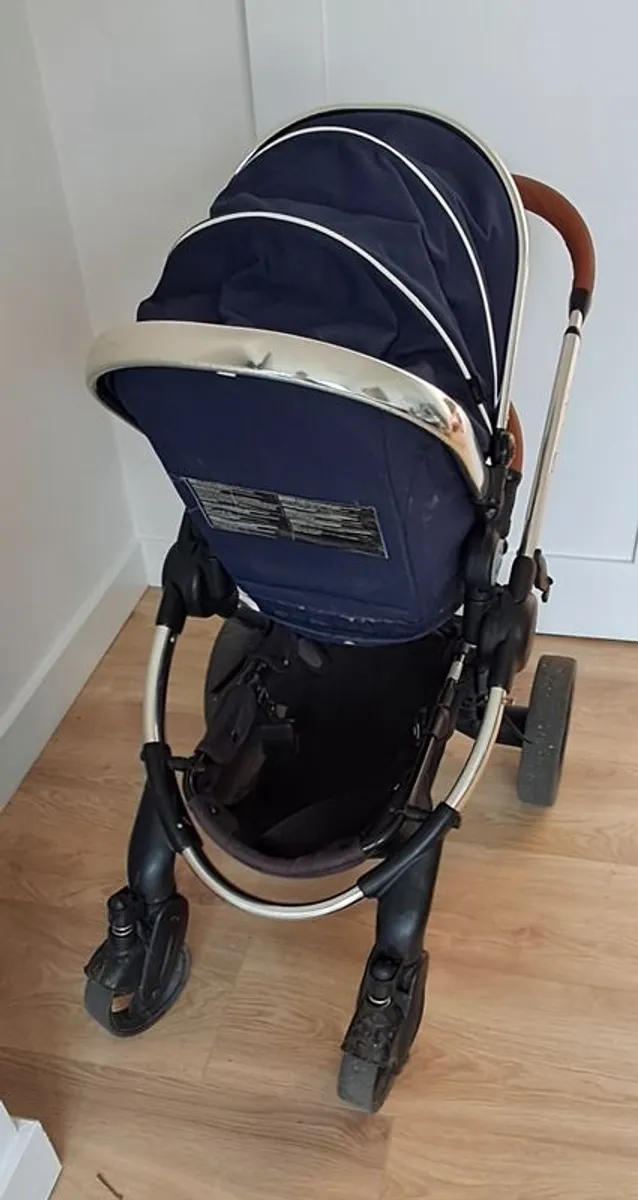 iCandy Peach buggy, carry cot & adaptors for sale - Image 4