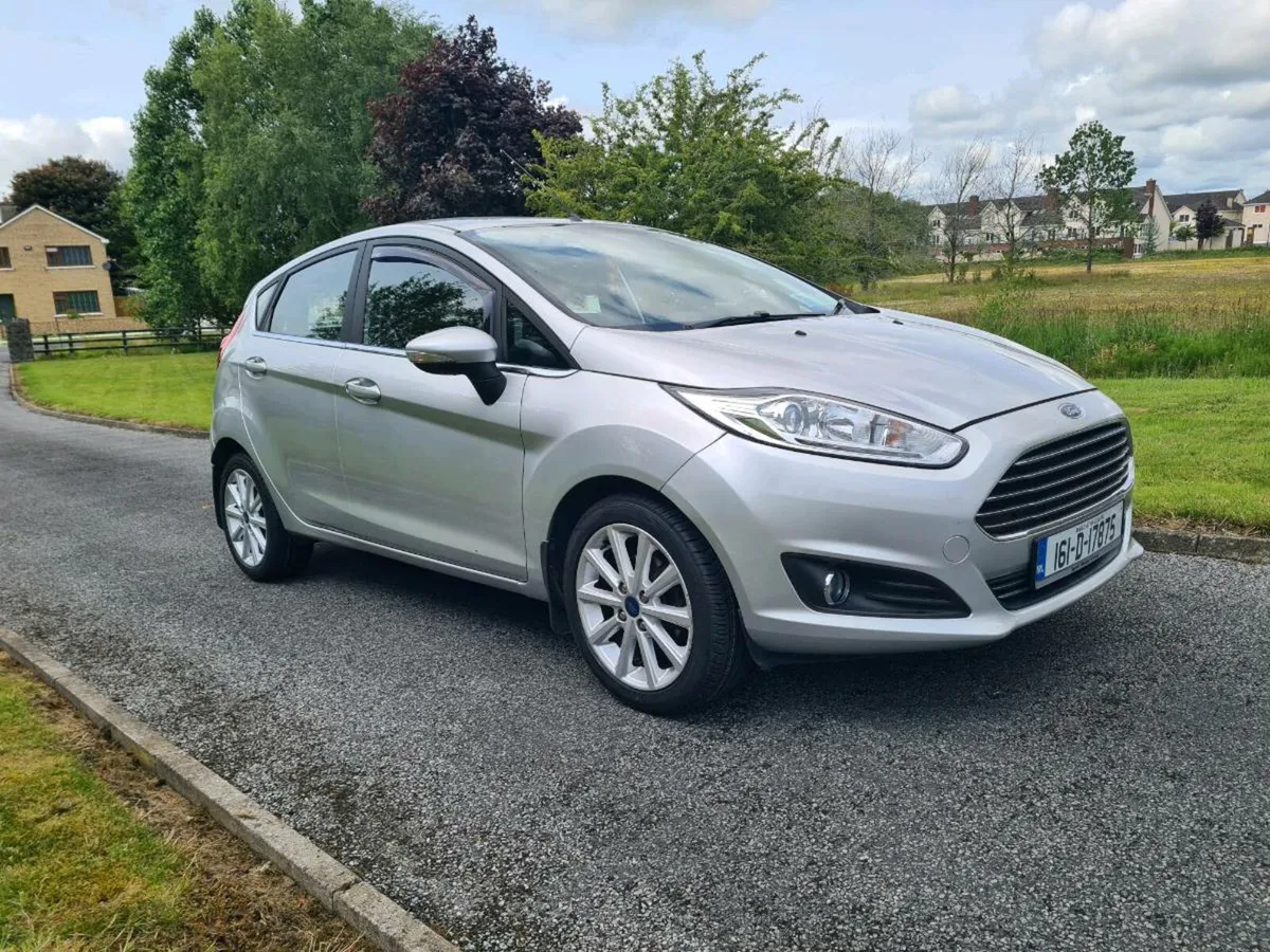 Ford Fiesta Titanium automatic - Image 1