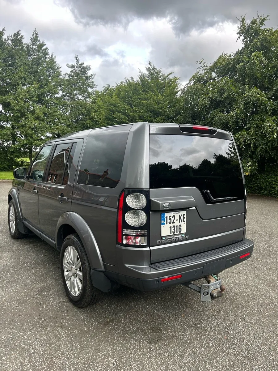 Land Rover Discovery v6 3.0 - Image 2