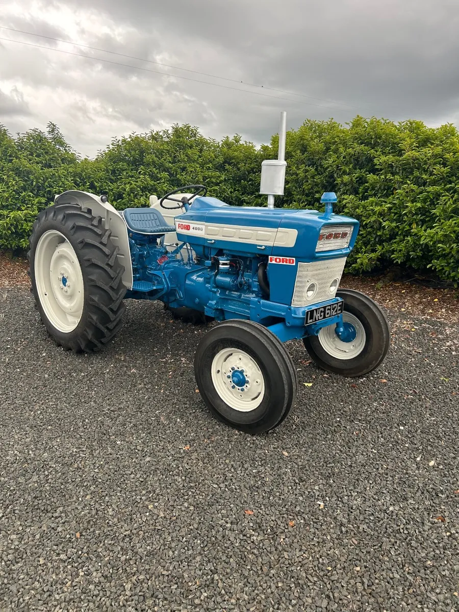 Ford 4000 tractor - Image 3