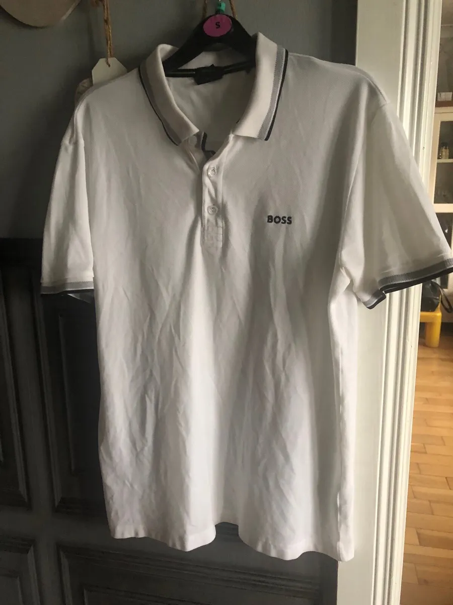 Hugo boss top - Image 1