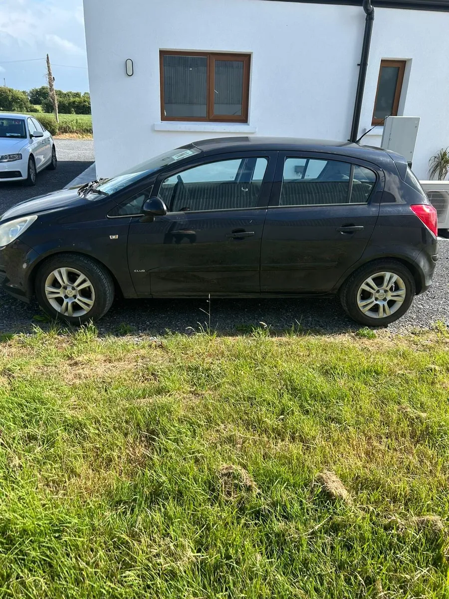 Car - Image 3
