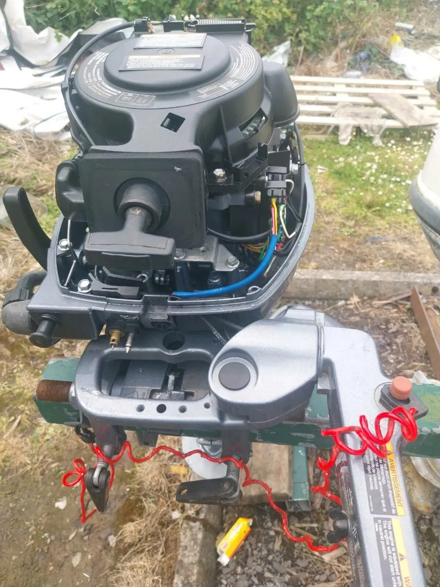 8hp Yamaha longshaft fourstroke - Image 4
